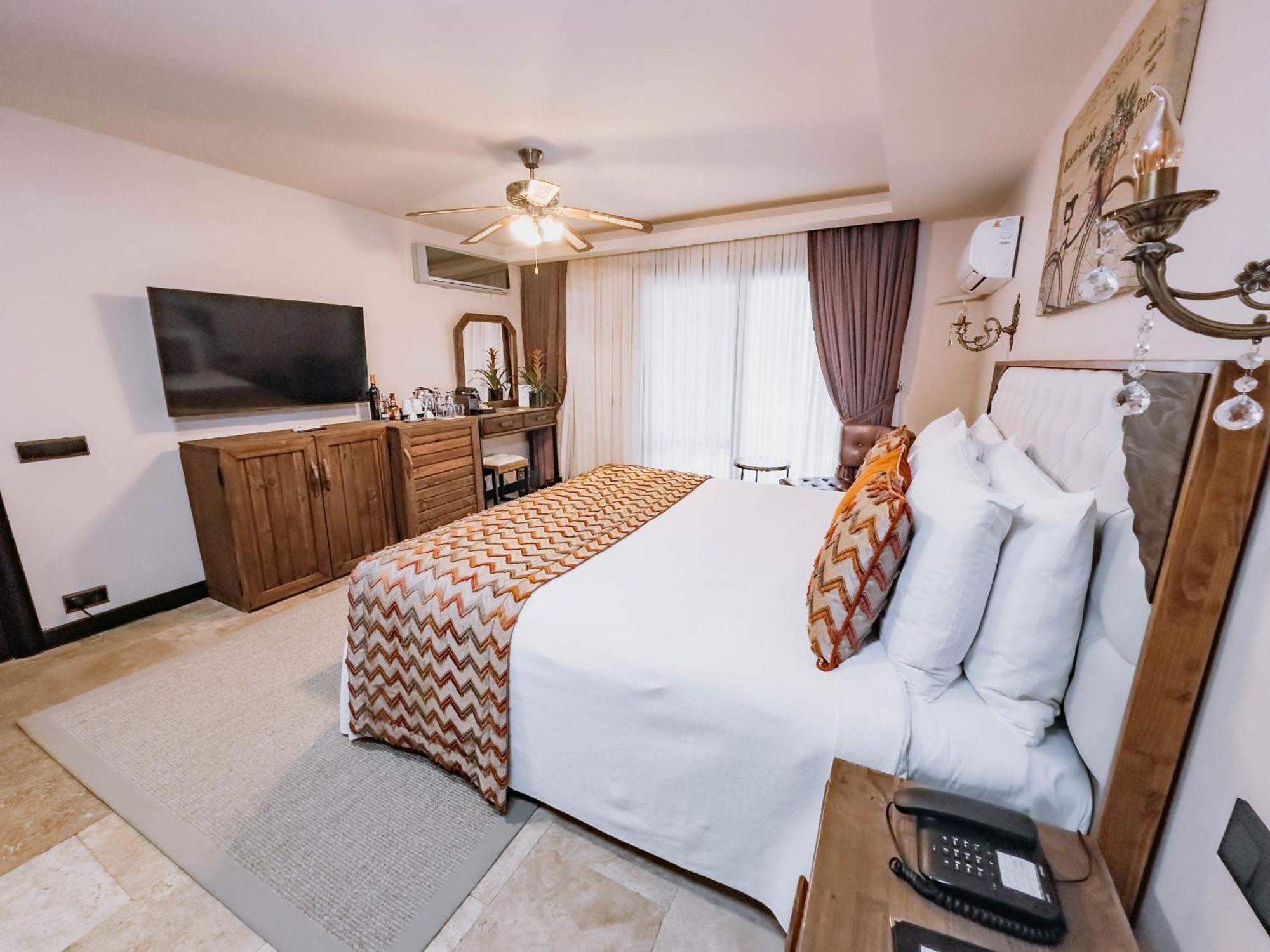 Doors Urla Hotel & Bungalows Esmirna Exterior foto